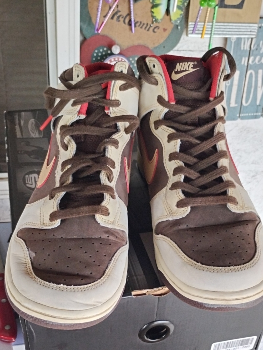 Nike Dunk High SE Barque Men’s Brown, Cream & Red High-Top Sneakers